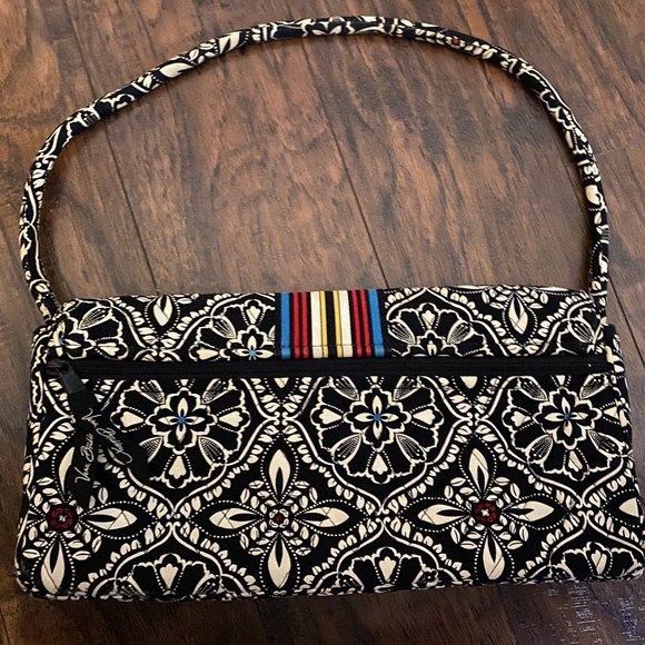 Vera Bradley floral pattern Shoulder Bag - Picture 2 of 4